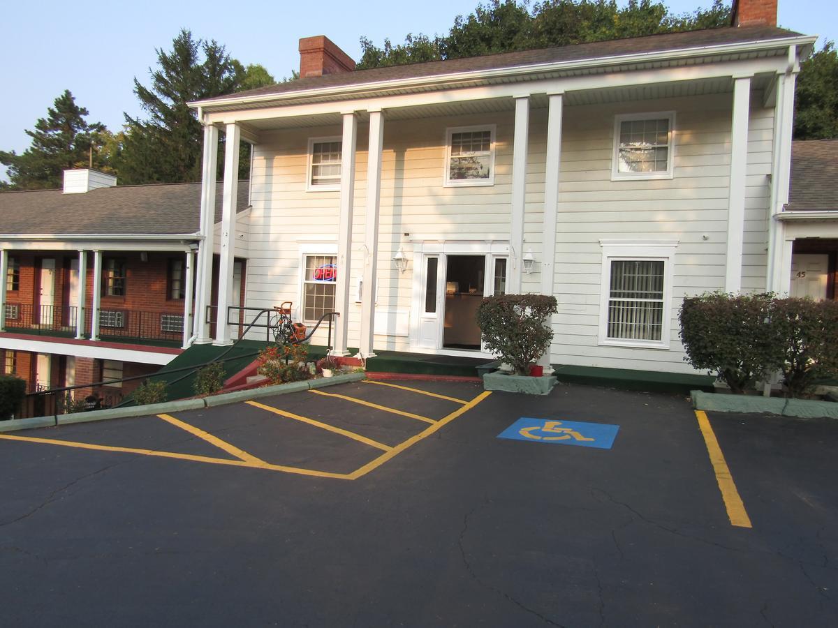 Boardman Inn Youngstown Eksteriør billede